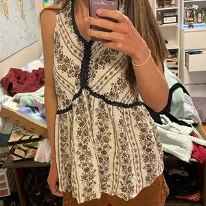 Knox rose shirt size XL